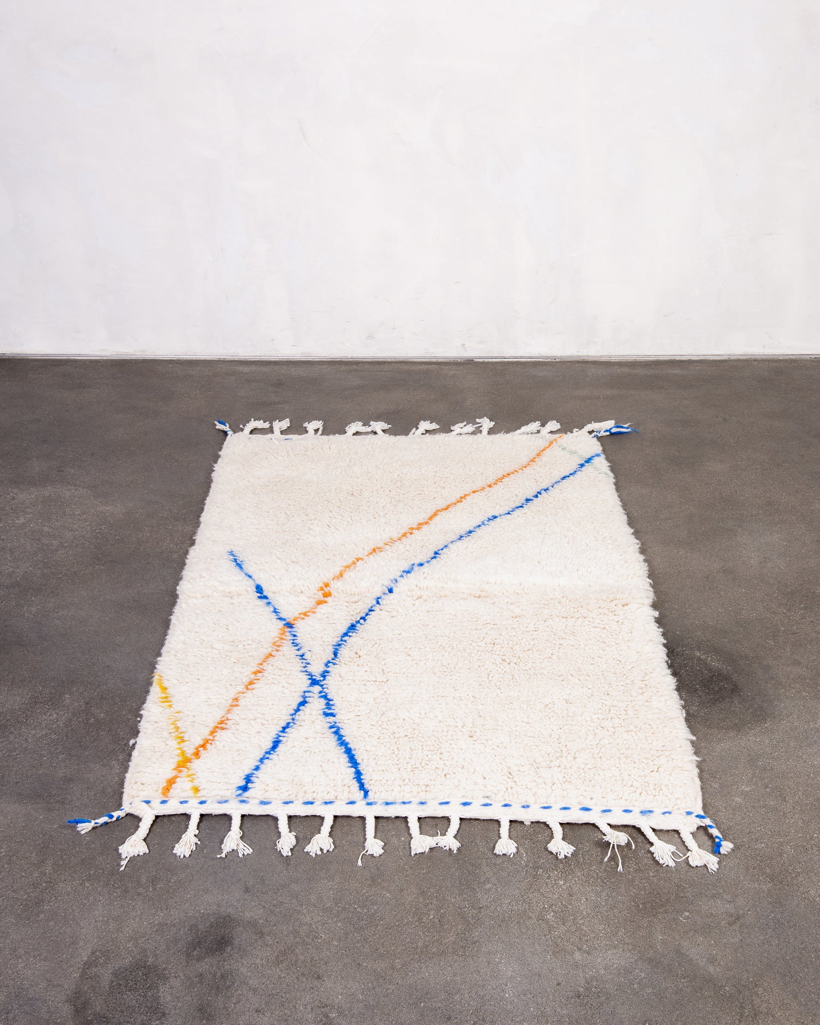 Modern designer handcrafted Berber rug from morocco Beniourain with beautiful colors and patterns